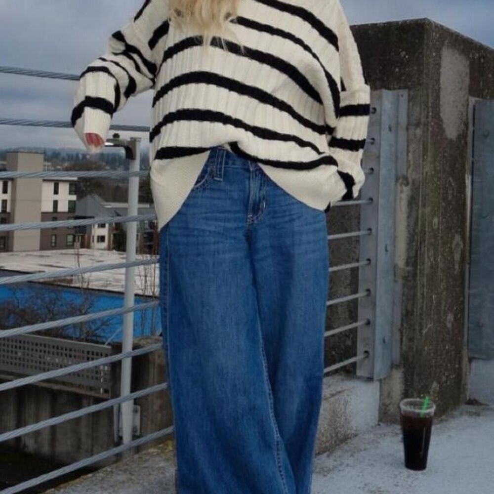Princess-polly Women's White and Black Jumper